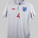 England 2010-11 Gerrard Home Kit (M)