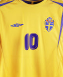 Sweden 2005-06 Ibrahimovic Home Kit (L)