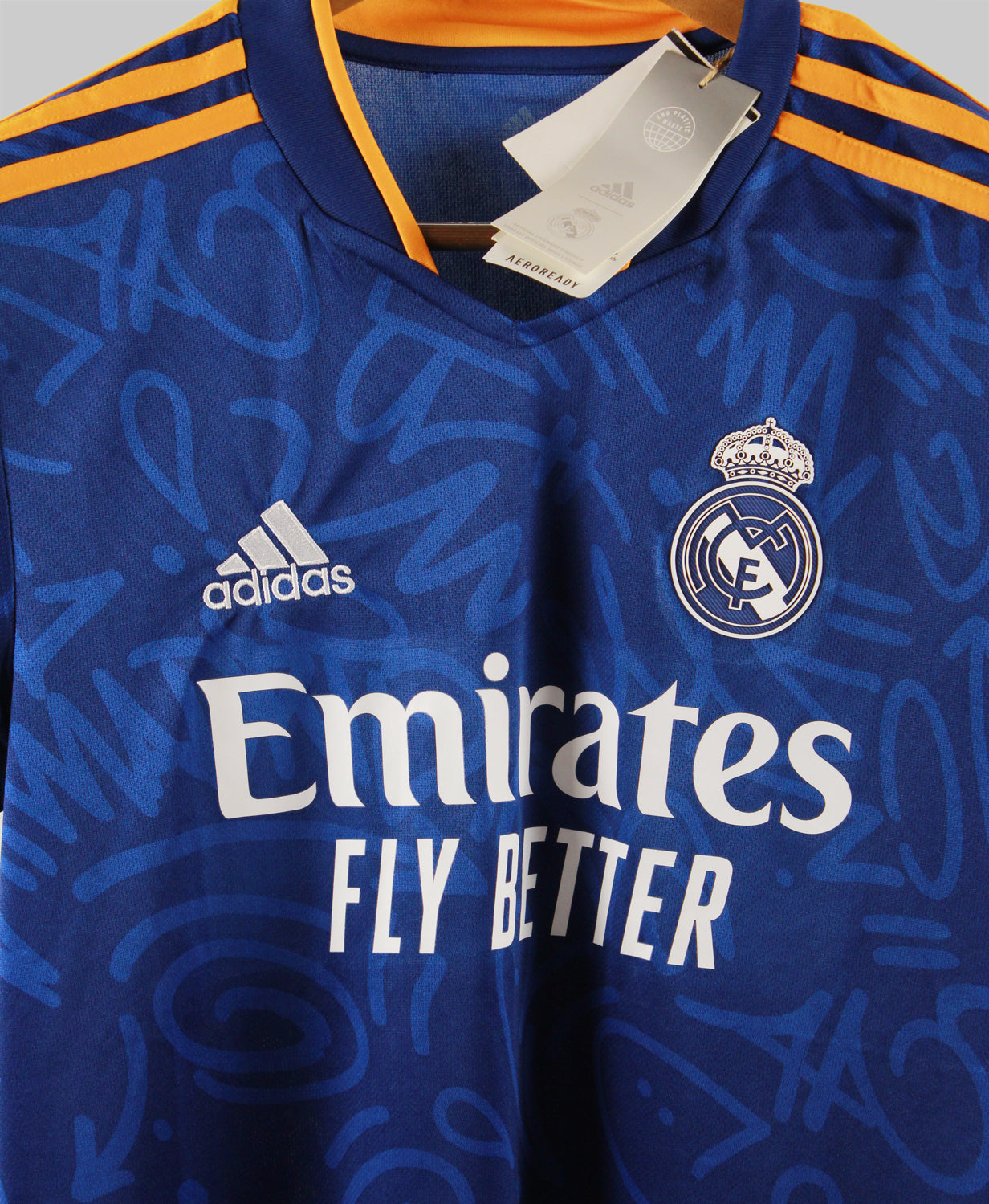 Real Madrid 2021-22 Away Kit (S)