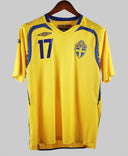 Sweden 2007-08 Larsson Home Kit (M)