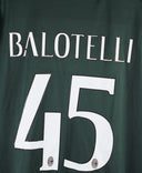 AC Milan 2015-16 Balotelli Third Kit (XL)