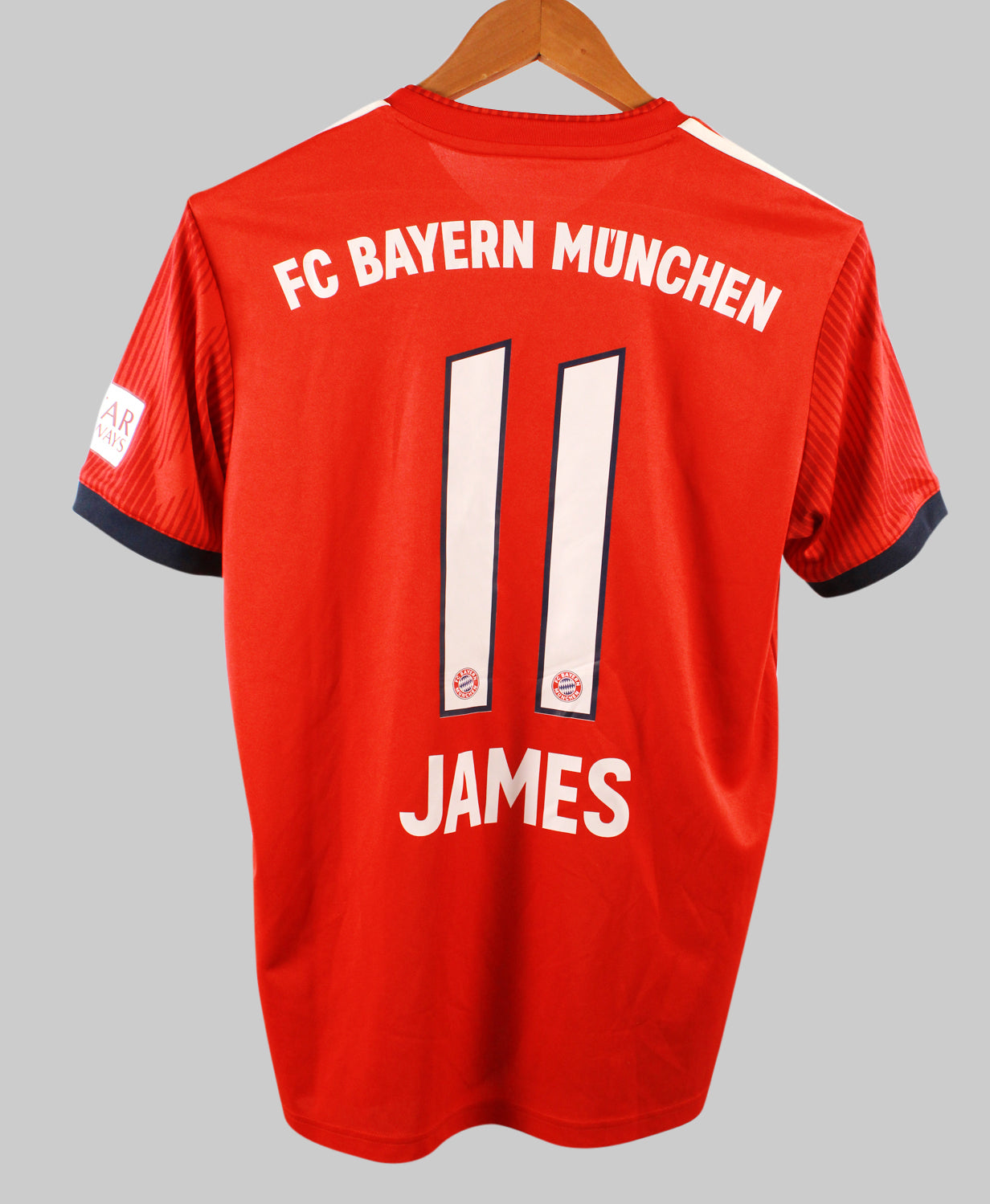 Bayern Munich 2018-19 James Home Kit (S)