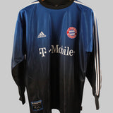 Bayern Munich 2002-03 Kahn Goalkeeper Kit (M)