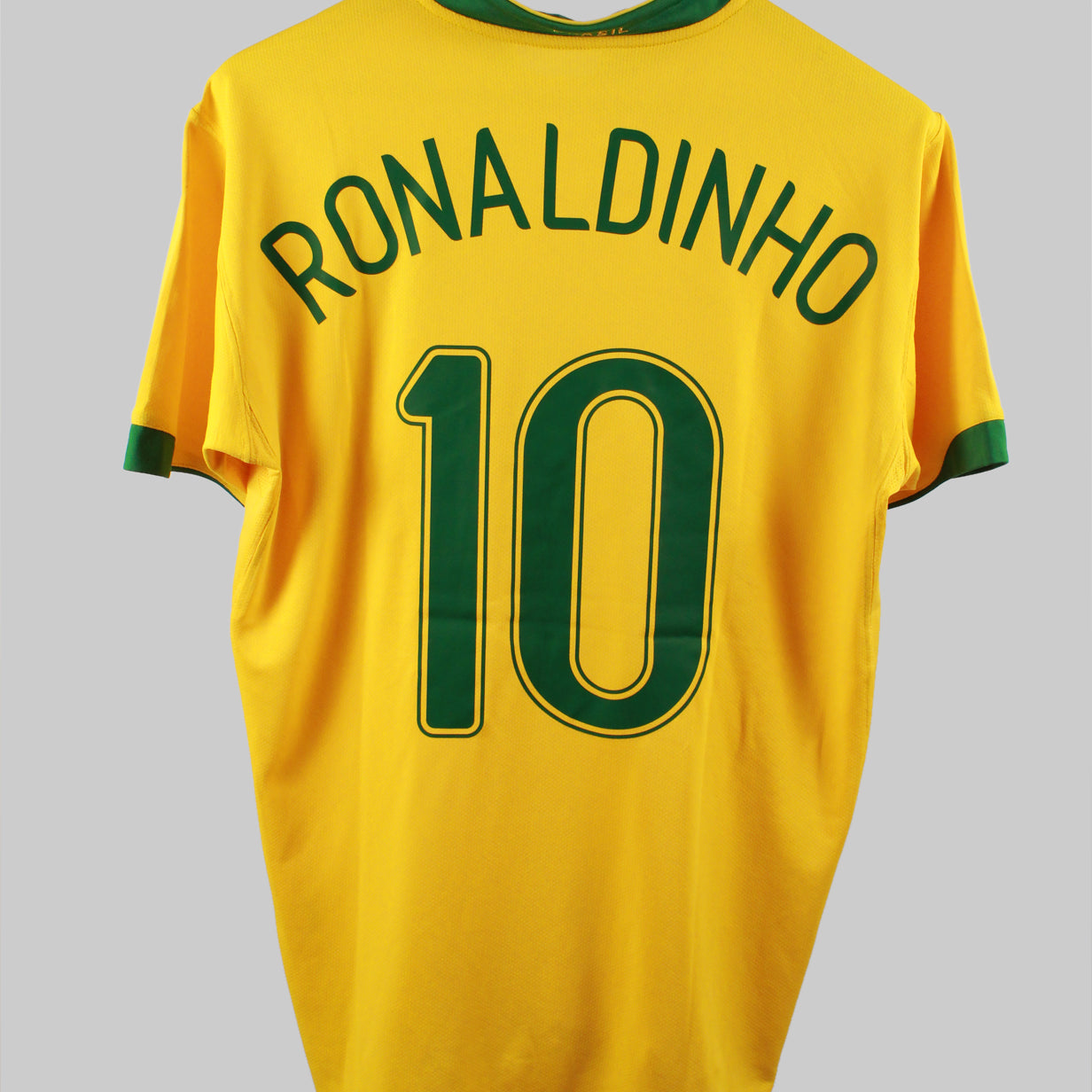 Brazil 2006-07 Ronaldinho Home Kit (M)