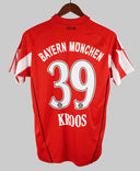Bayern Munich 2010-11 Kroos Home Kit (YXL)
