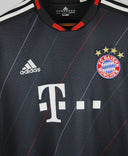 Bayern Munich 2010-11 Muller Third Kit (M)