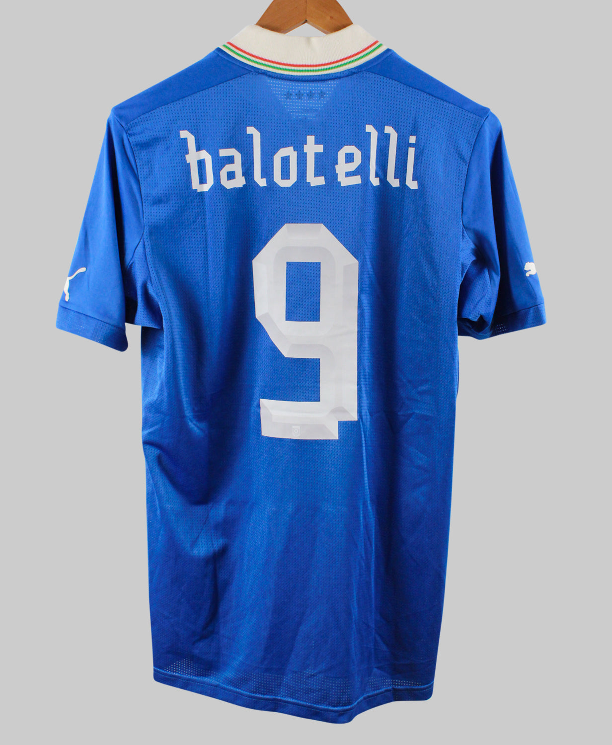 Italy 2012-13 Balotelli Home Kit (L)