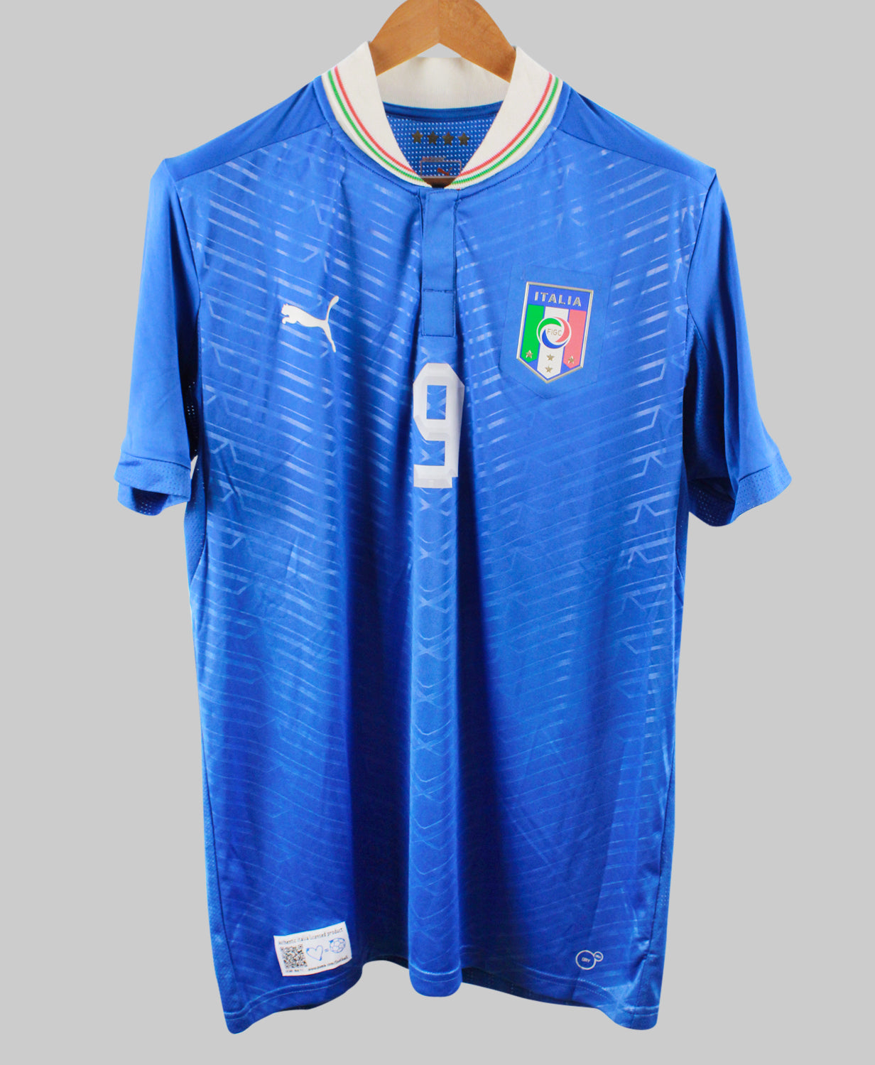 Italy 2012-13 Balotelli Home Kit (L)