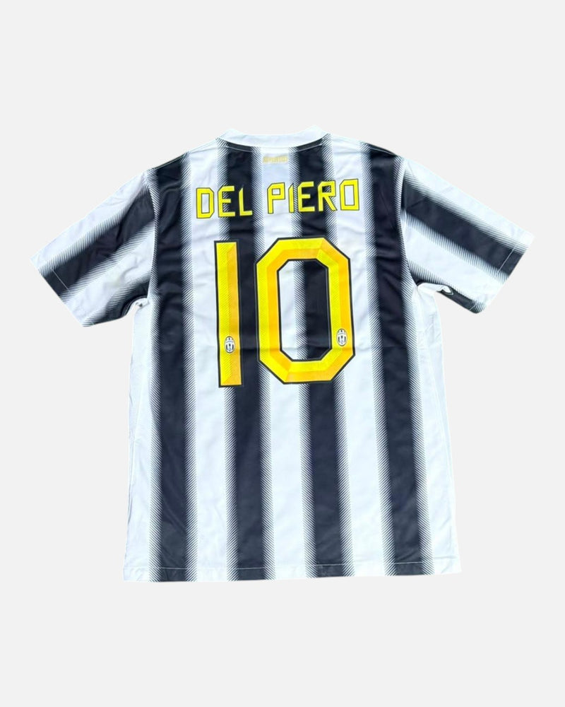 Juventus 2011-12 Del Piero home vintage football shirt, size M.