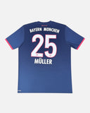Bayern Munich 2017-18 Muller Away Kit (XL)