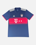Bayern Munich 2017-18 Muller Away Kit (XL)