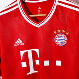 Bayern Munchen 2013-14 Robben Home Kit (L)