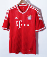 Bayern Munchen 2013-14 Schweinsteiger Home Kit (M)