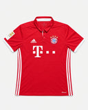 Bayern Munich 2016-17 Muller Home Kit (M) - Front