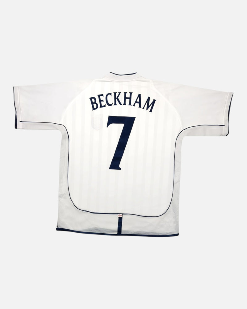England 2001-02 Beckham home vintage football shirt, size XL — Umbro, back.