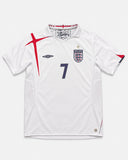 England 2005-06 Beckham Home Kit (M) - Front