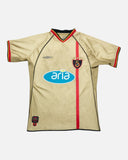Galatasaray 2002-03 H. Sas fourth vintage football shirt, size XL — Umbro, front.