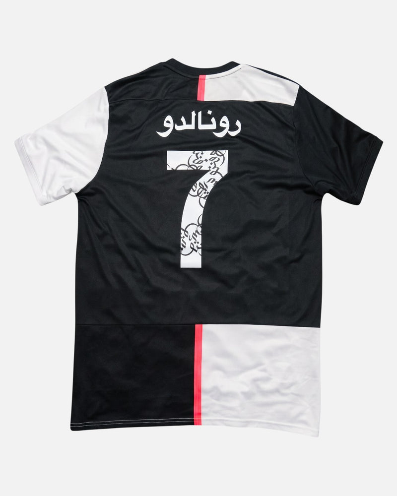 Juventus 2019-20 Ronaldo Home Kit (L)