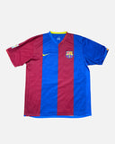 Barcelona 2006-07 Messi home vintage football shirt, size XL — Nike, front.