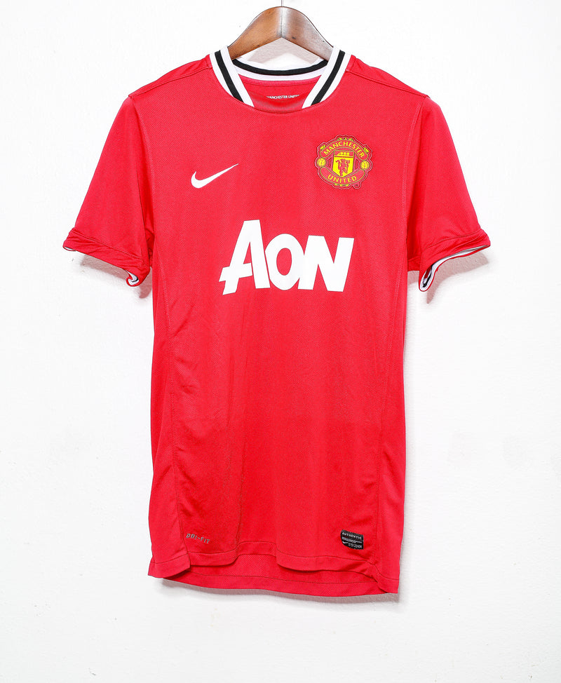 manchester united kit 2011