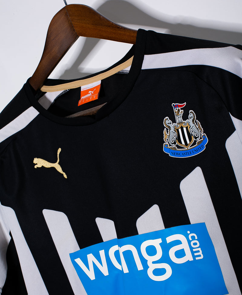 Newcastle 2014-15 Home Kit (S)