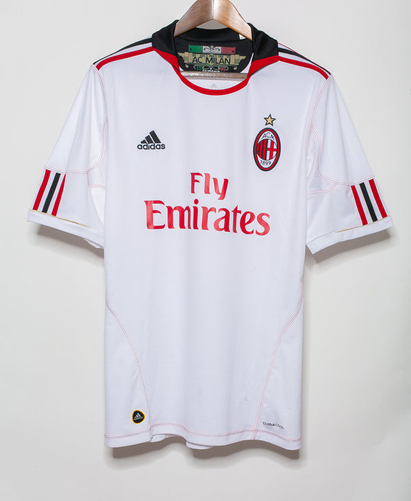 AC Milan 2010-11 Robinho Away Kit (L)