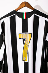 Juventus 2005 Home Kit ( L )