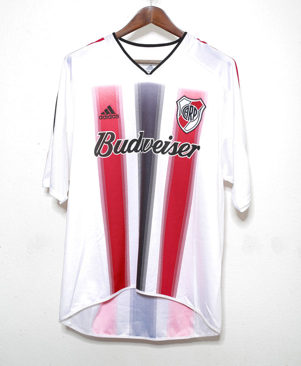 River Plate 2004-05 Third Kit #11 (L)