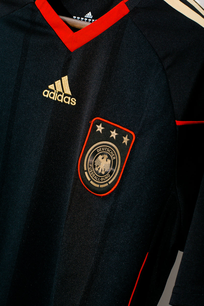 Germany 2010 World Cup Away Kit (M)
