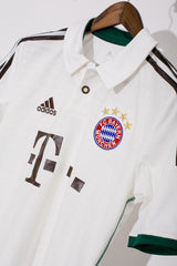Bayern Munich 2013 AWAY Kit (S)
