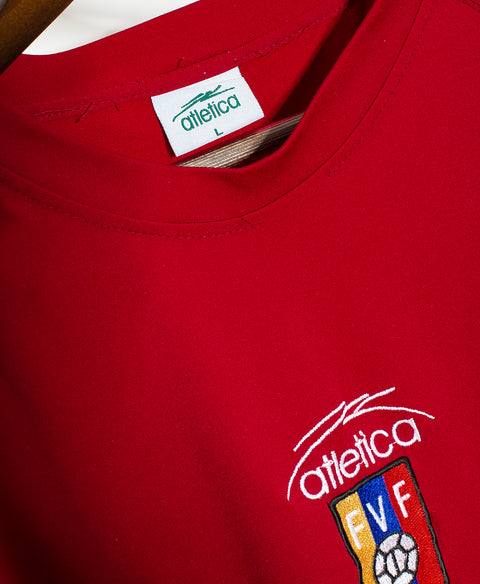 Venezuela 2004 Home Kit (L)