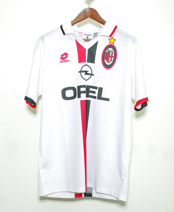AC Milan 1995-96 Baggio Away Kit (L)