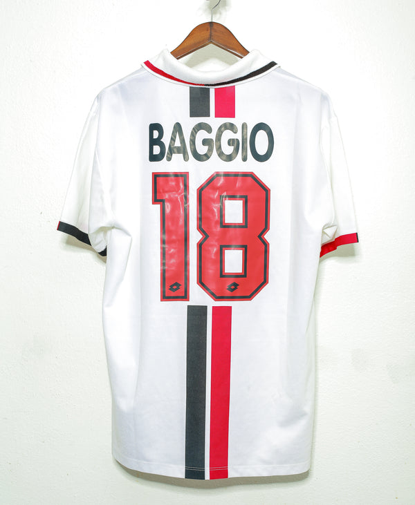AC Milan 1995-96 Baggio Away Kit (L)