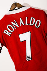 Manchester United 2004 Ronaldo Home Kit (M)