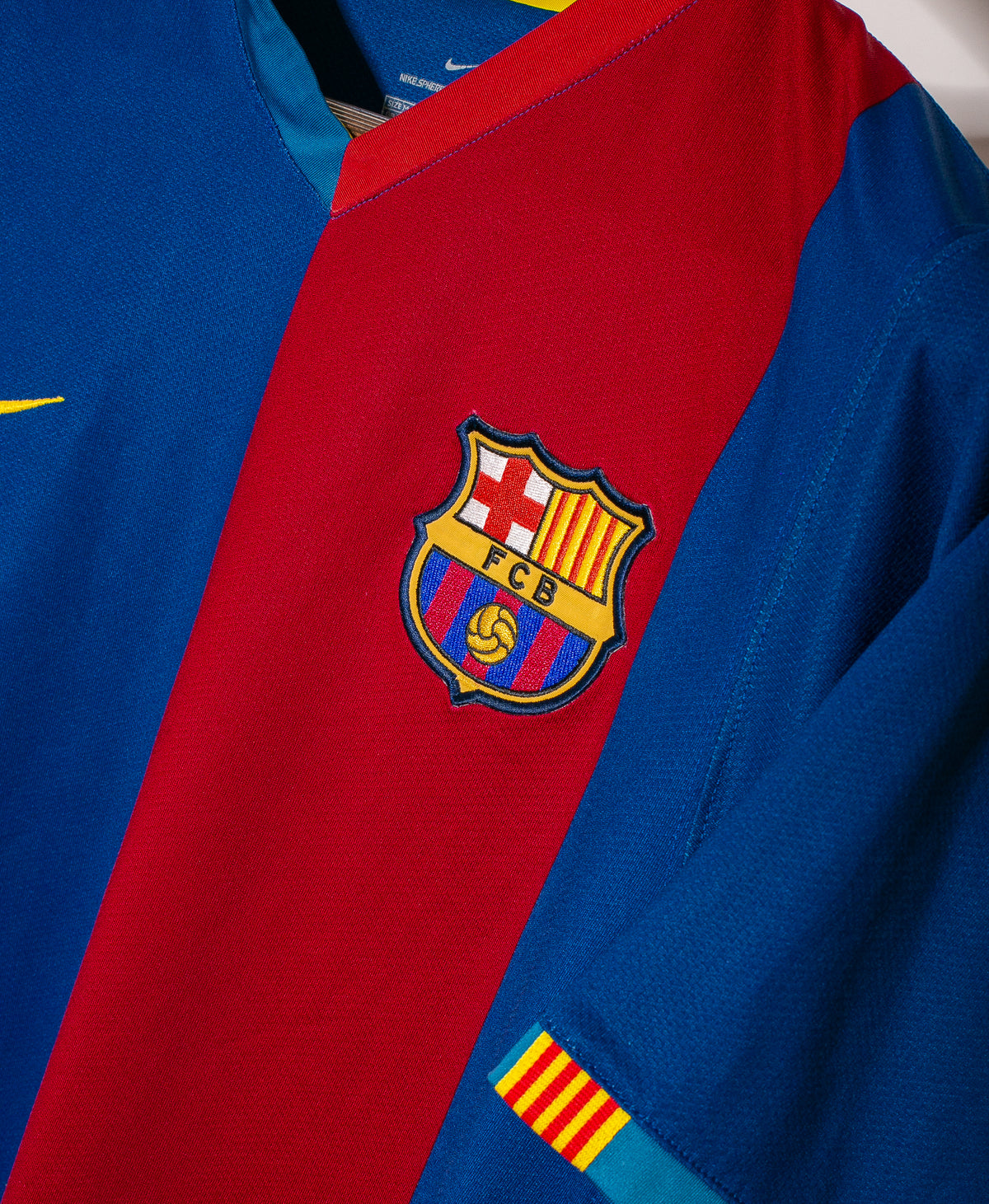 Barcelona 2006-07 Messi Home Kit (M) – Saturdays Football