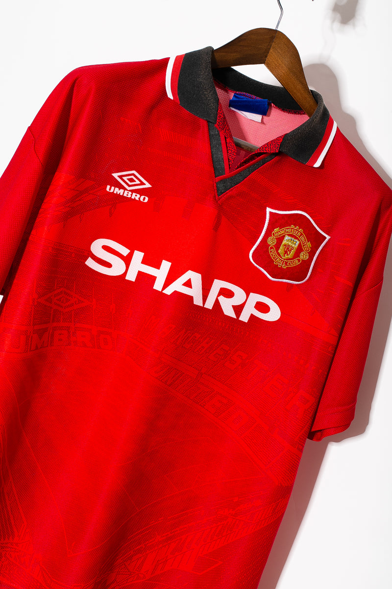 Manchester United 1994-95 Cantona Home Kit (L) – Saturdays Football