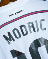 Real Madrid 2014-15 Modric Home Kit (XS)