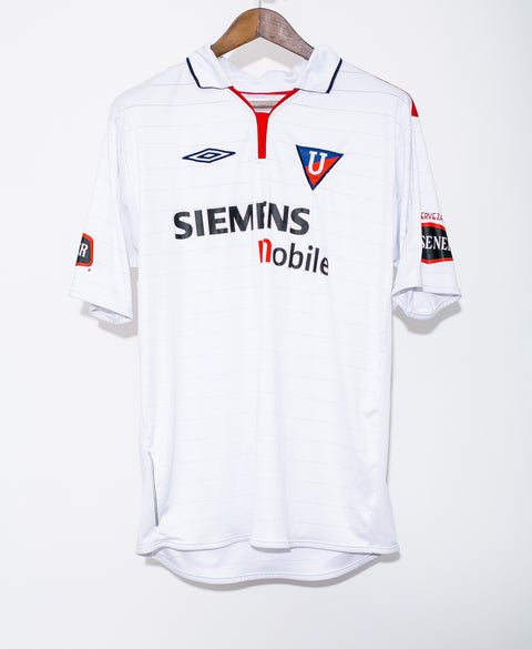 2003 - 2004 LDU Quito Ecuador Home Kit ( XL )