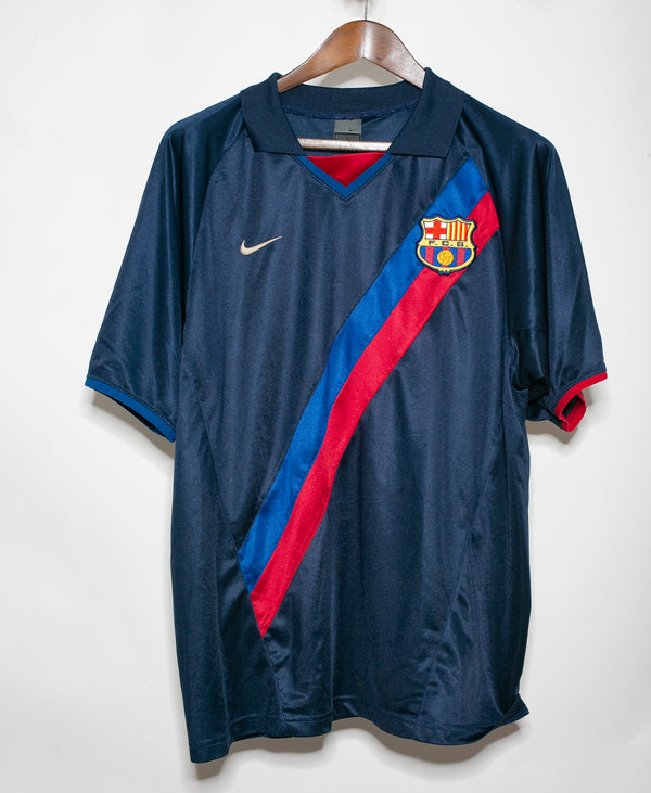 Barcelona 2002-03 Ronaldinho Away Kit (XL)