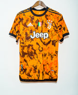 Juventus 2020-21 Third Kit (L)