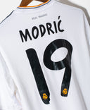 Real Madrid 2013-14 Modric Home Kit (L)