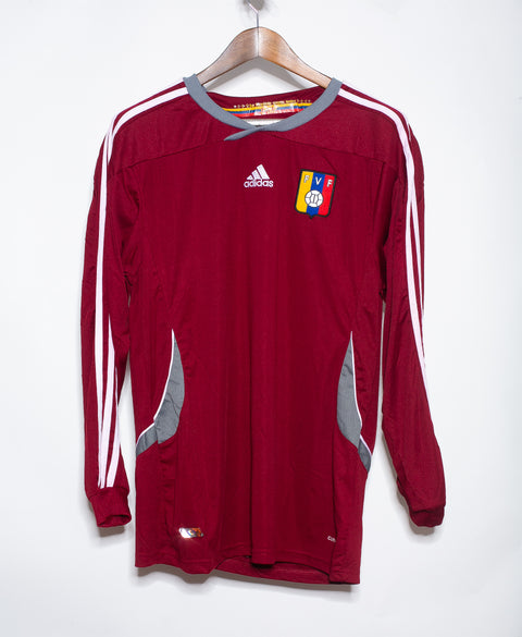 Venezuela 2011 Long Sleeve Home Kit (M)