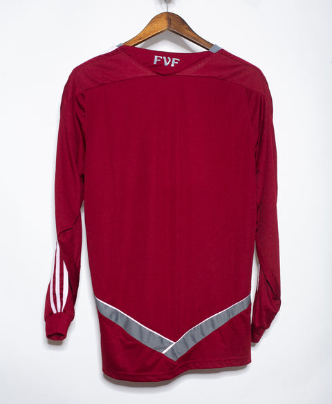 Venezuela 2011 Long Sleeve Home Kit (M)