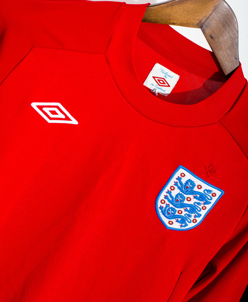 England 2010 World Cup Long Sleeve Away Kit (M)