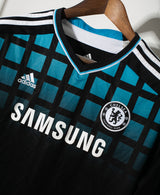 NEED PRICE Chelsea 2011-12 Away Kit (L)