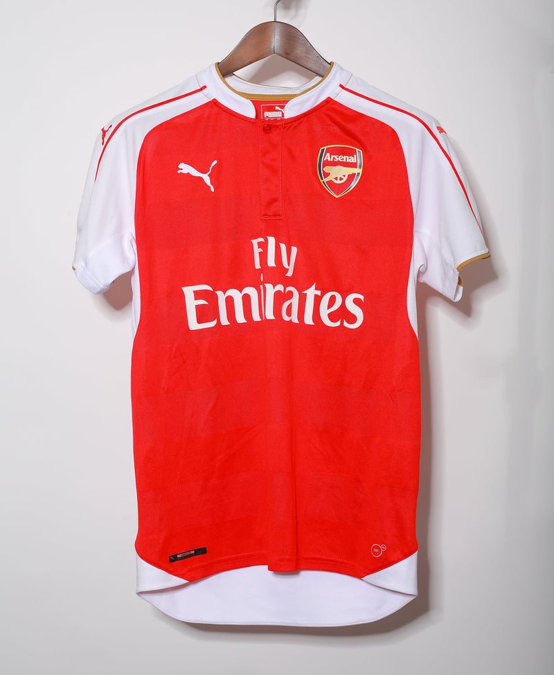 2015-16 Arsenal Bellerin Home Kit (M)