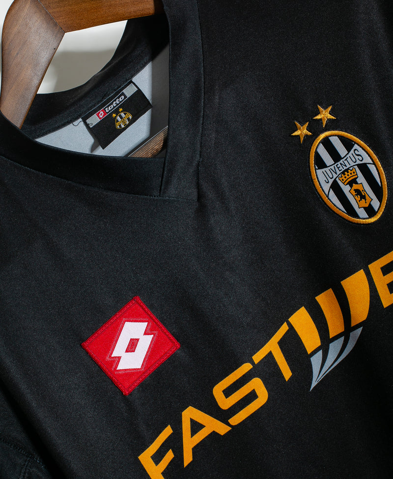 Juventus 2001-02 Away Kit (XL)