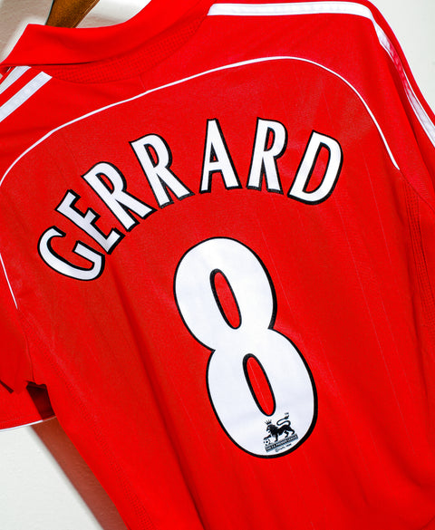 2006 Liverpool Home #8 Gerrard ( M )