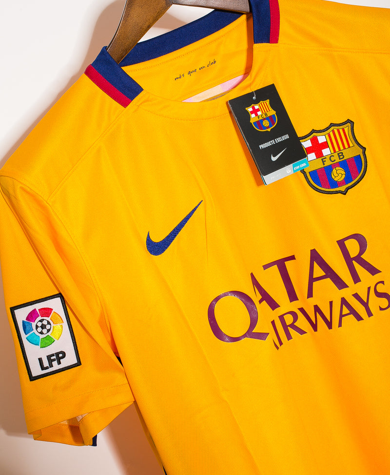 Barcelona 2015-16 Away Kit BNWT (M)