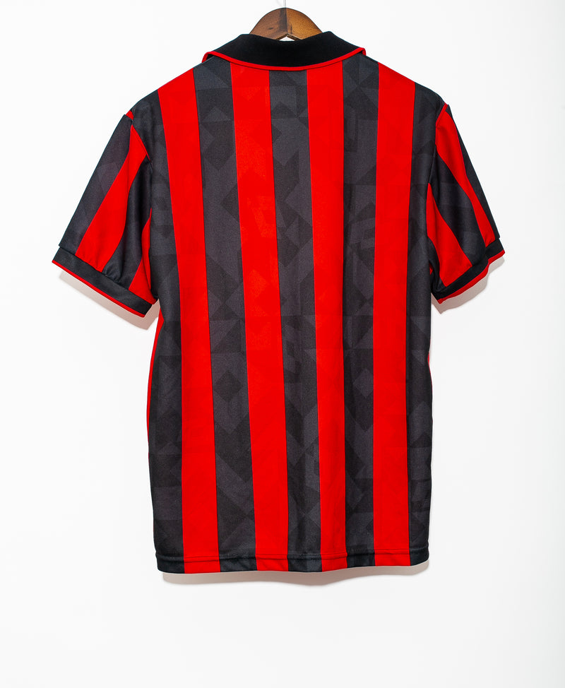 AC Milan 1994-95 Home Kit (L) SOLD